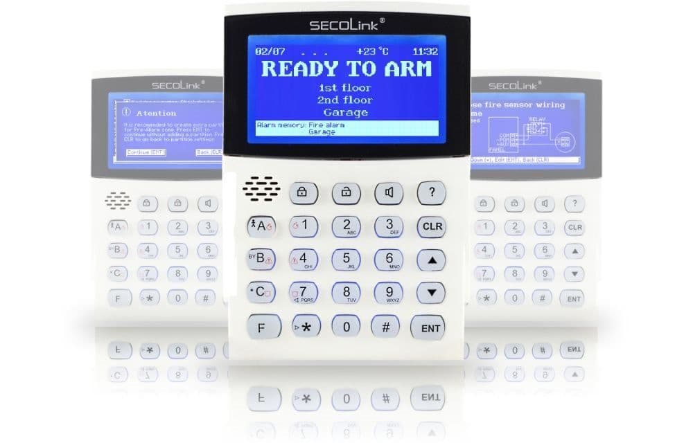 SECOLINK KM24G grafikus LCD kezelő